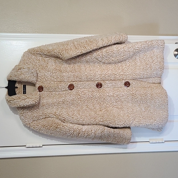 Knapp Studio Teddy Coat - Picture 2 of 3